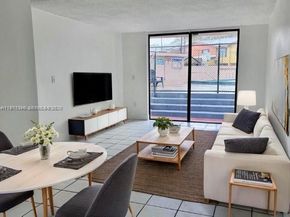 9678 Fontainebleau Blvd 111, Miami FL 33172