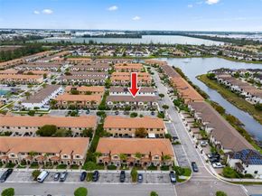 9380 W 33rd Ln, Hialeah FL 33018