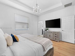 9380 W 33rd Ln, Hialeah FL 33018
