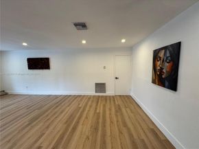 4701 SW 104th Ct, Miami FL 33165
