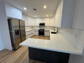 4701 SW 104th Ct, Miami FL 33165