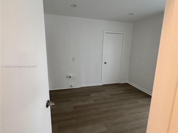 4701 SW 104th Ct, Miami FL 33165