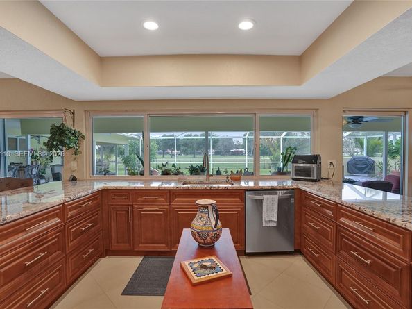 11181 NW 26th Dr, Coral Springs FL 33065