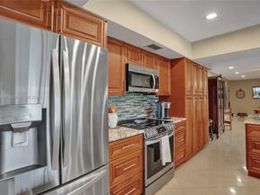 11181 NW 26th Dr, Coral Springs FL 33065