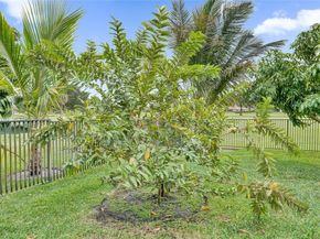 11181 NW 26th Dr, Coral Springs FL 33065