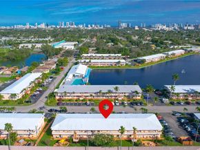 820 SW 11th Ave 5B, Hallandale Beach FL 33009