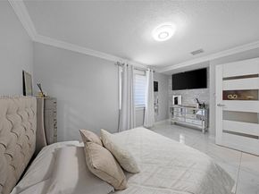 13215 SW 53rd St, Miami FL 33175