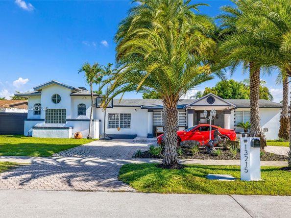 13215 SW 53rd St, Miami FL 33175
