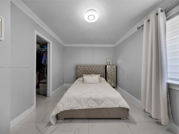 13215 SW 53rd St, Miami FL 33175