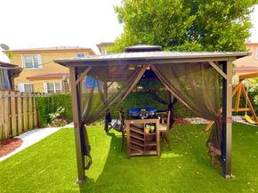 7472 NW 112th Path, Doral FL 33178
