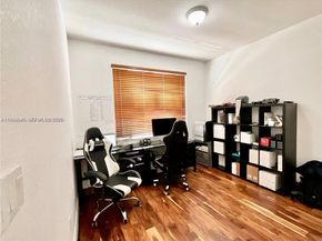 7472 NW 112th Path, Doral FL 33178