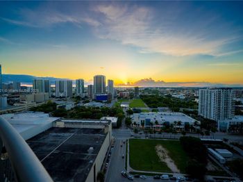 1750 N Bayshore Dr