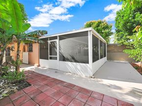 14837 SW 60th St, Miami FL 33193