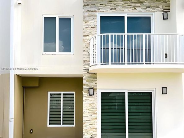 Undisclosed Address #A11906591, Homestead FL 33032