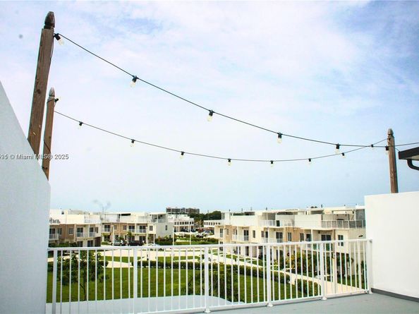 Undisclosed Address #A11906591, Homestead FL 33032