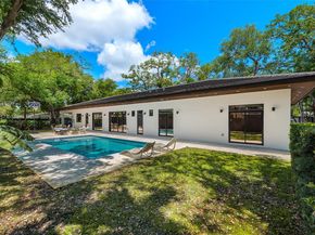 2060 NE 198, Miami FL 33179