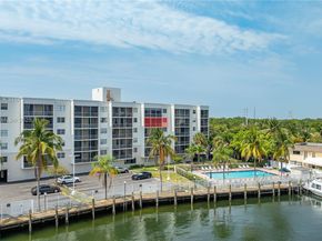 2821 NE 163th St 5J, North Miami Beach FL 33160