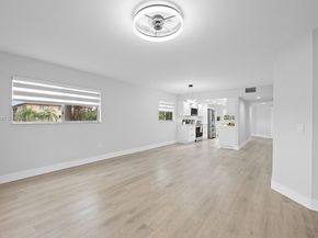 1400 SW 137th Ave 312F, Pembroke Pines FL 33027