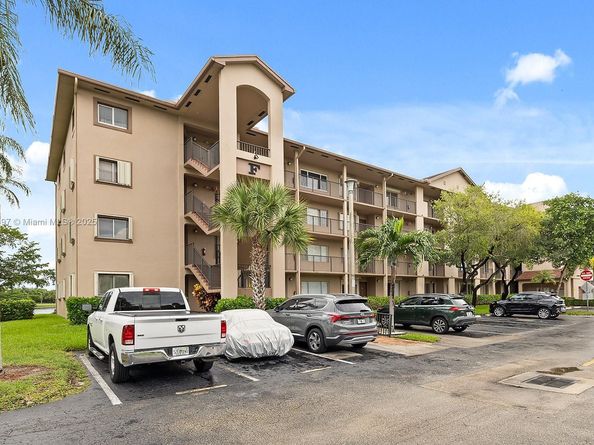 1400 SW 137th Ave 312F, Pembroke Pines FL 33027
