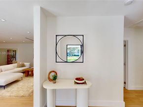 6011 Maynada St, Coral Gables FL 33146