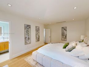 6011 Maynada St, Coral Gables FL 33146