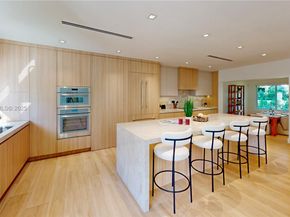 6011 Maynada St, Coral Gables FL 33146