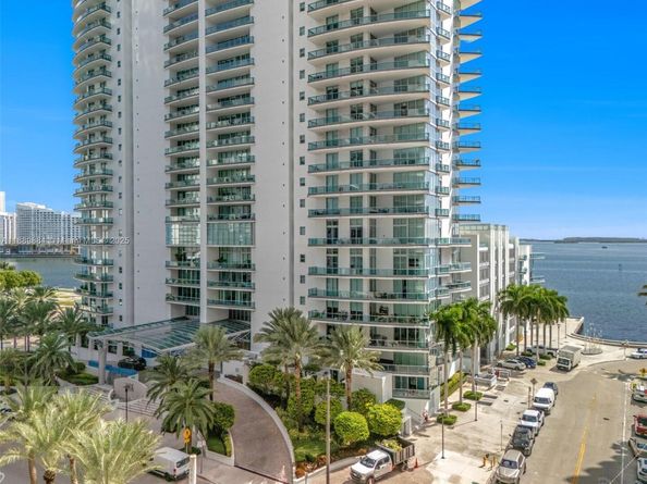 1331 Brickell Bay Dr 502, Miami FL 33131