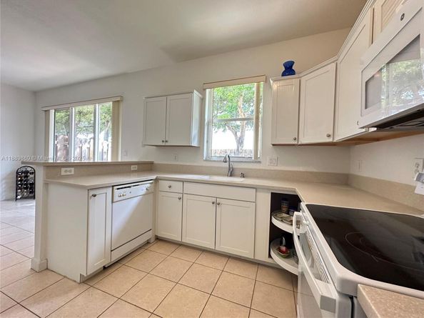 13261 SW 127th Ct, Miami FL 33186