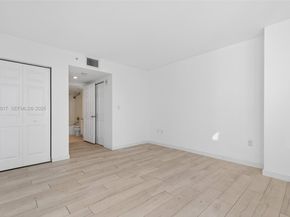 1155 Brickell Bay Dr 1903, Miami FL 33131