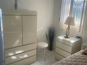 2910 Point East Dr M414, Aventura FL 33160