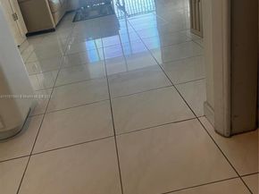 2910 Point East Dr M414, Aventura FL 33160