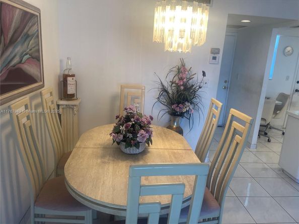 2910 Point East Dr M414, Aventura FL 33160