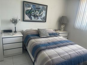 2910 Point East Dr M414, Aventura FL 33160