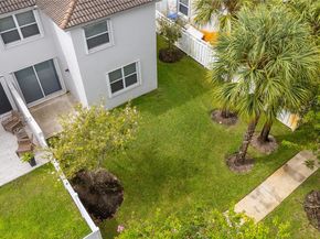 16859 SW 1st Mnr, Pembroke Pines FL 33027
