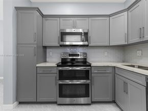 16859 SW 1st Mnr, Pembroke Pines FL 33027