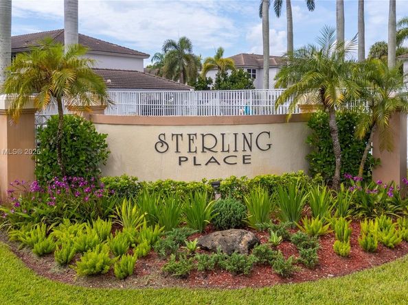 16859 SW 1st Mnr, Pembroke Pines FL 33027