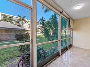219 NE 14th Ave 101, Hallandale Beach FL 33009