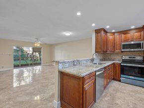 219 NE 14th Ave 101, Hallandale Beach FL 33009