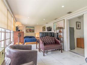 943 W 64th Pl, Hialeah FL 33012