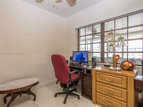 943 W 64th Pl, Hialeah FL 33012