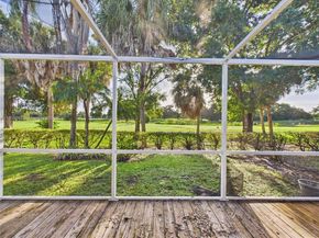 1251 E Wilshire Cir E, Pembroke Pines FL 33027