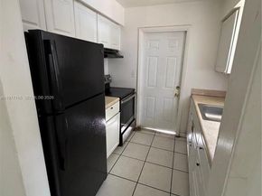 3021 NE 7th Ave, Pompano Beach FL 33064