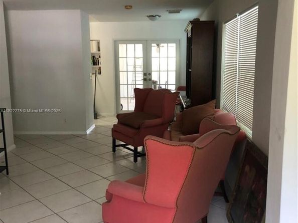 205 SW 21st Way, Fort Lauderdale FL 33312
