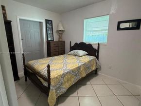 205 SW 21st Way, Fort Lauderdale FL 33312