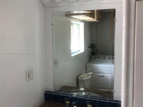 205 SW 21st Way, Fort Lauderdale FL 33312