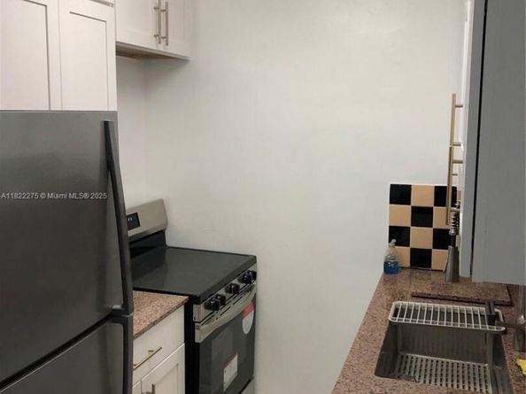 205 SW 21st Way, Fort Lauderdale FL 33312