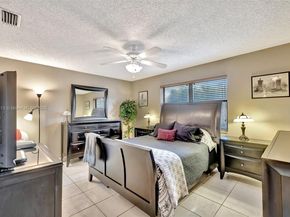 5911 Epsom Ln, Davie FL 33331