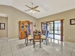 5911 Epsom Ln, Davie FL 33331