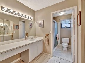 5911 Epsom Ln, Davie FL 33331