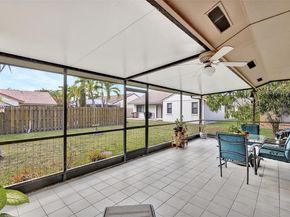 5911 Epsom Ln, Davie FL 33331